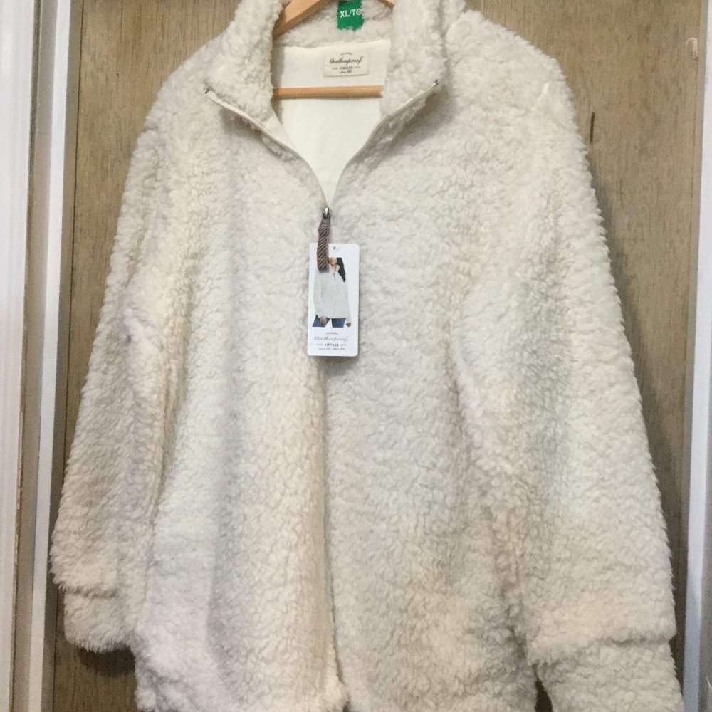 NWT 1/4 zip super soft lined very warm sweater, great for spring weather